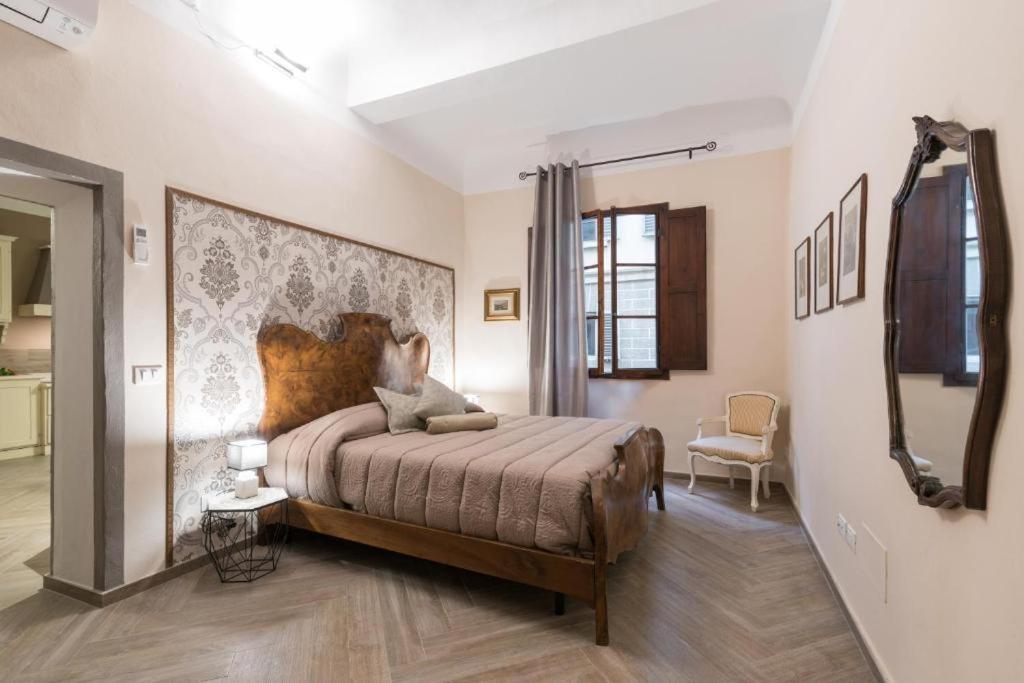 The Hobbit Guelfa Apartment Florence Exterior photo